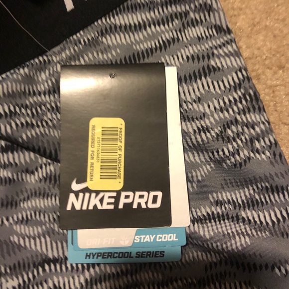 NWT Nike Pro Dri-FIT Hypercool Reflect Capris - Picture 8 of 9